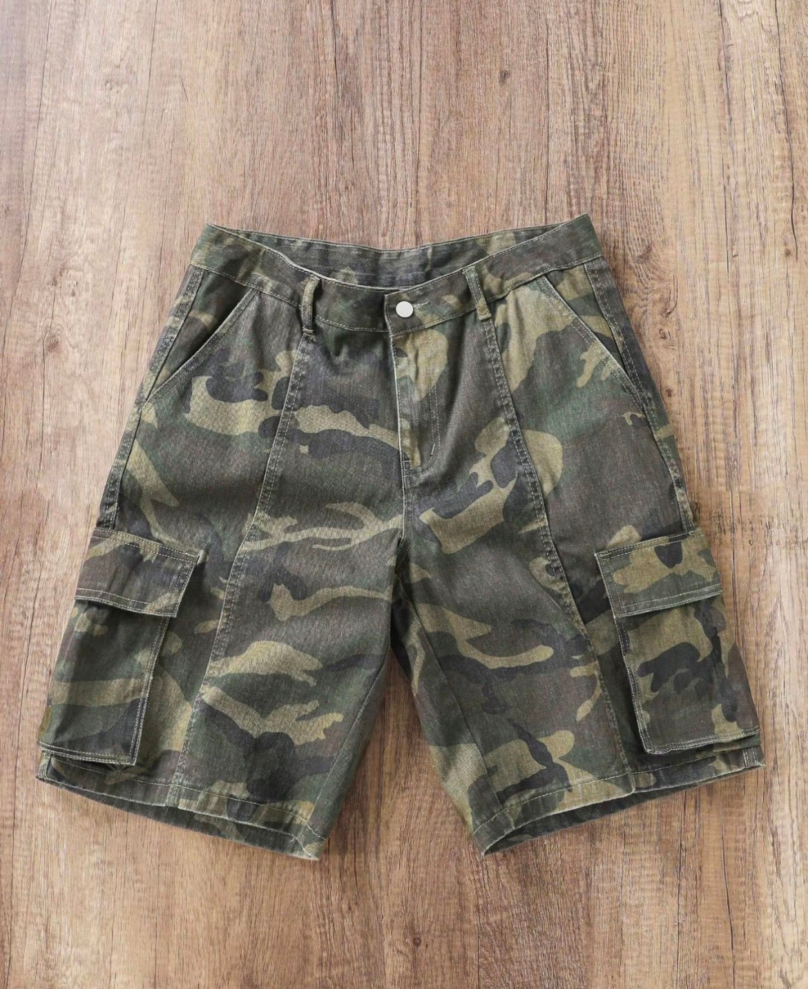 SHORT MILITAIRE